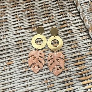 Ettika In The Tropics Pink Palm Leaf Earrings